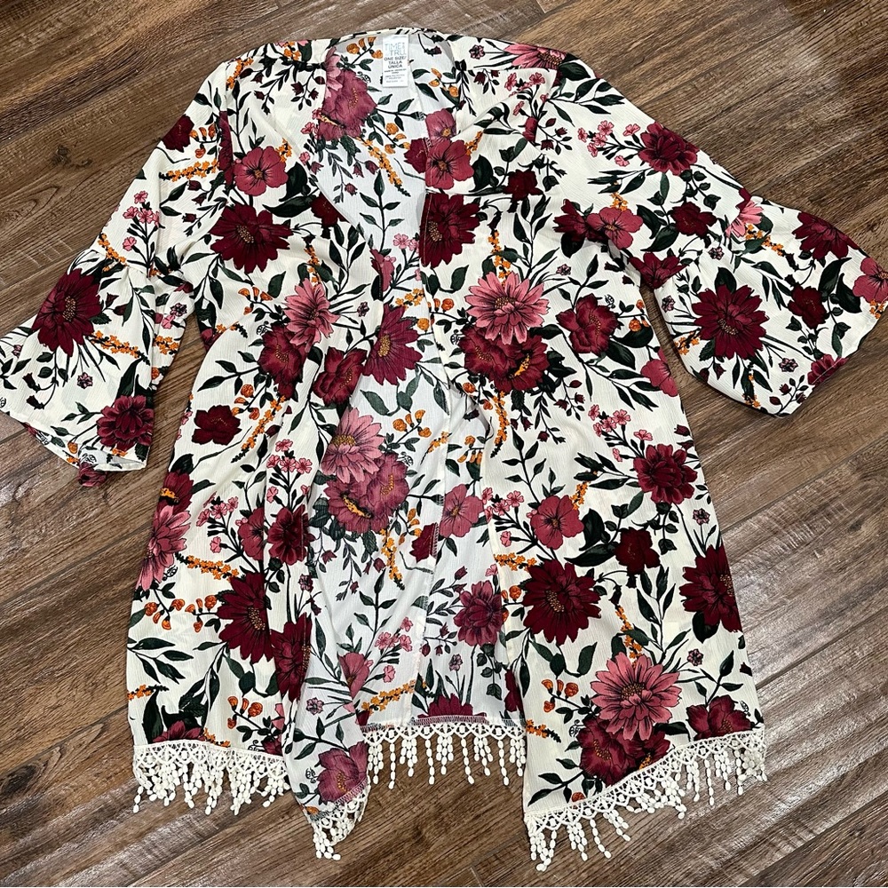 Women’s Floral Cardigan